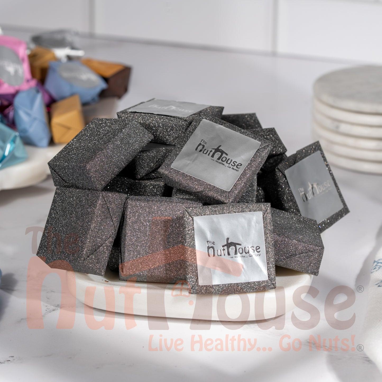 Dark Chocolate with pistachios pieces and cream